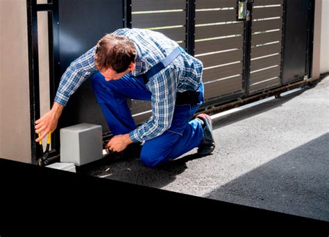 remote gate repairs near me.